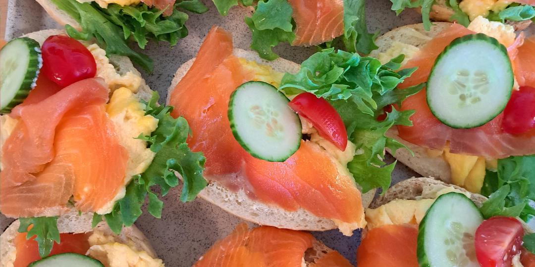 Bilde/illustrasjon for Gubbefrokost på Grua