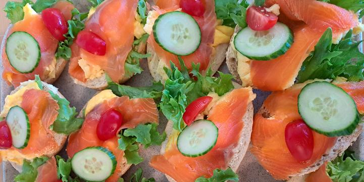 Bilde/illustrasjon for Kafe aktivitetshuset - Kvinnekuppet ved Åse A. Lange Kafe aktivitetshuset - Kvinnekuppet ved Åse A. Lange