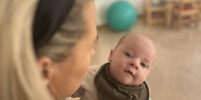 Bilde/illustrasjon for Babysang i Harestua kapell Babysang i Harestua kapell