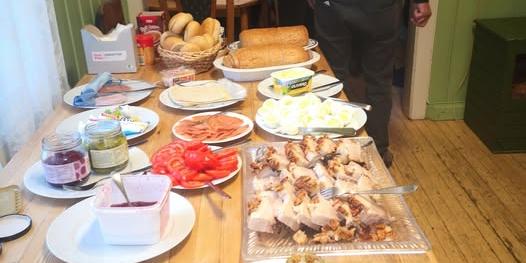 Bilde/illustrasjon for Gubbefrokost Harestua